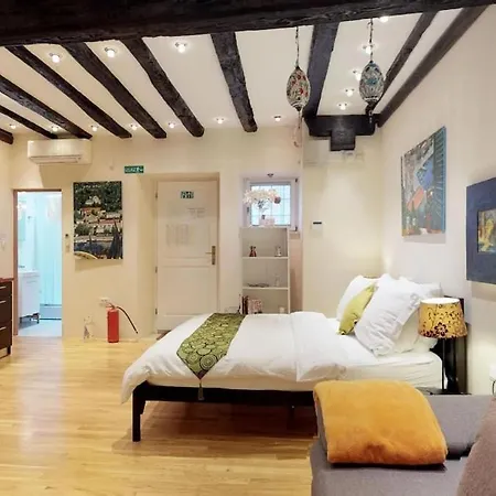 Apartamento Diocletian *